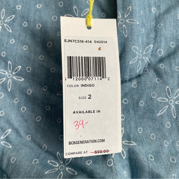 BCBGeneration Ruffled hem chambray shirt shorts Size 2 - Picture 4 of 6